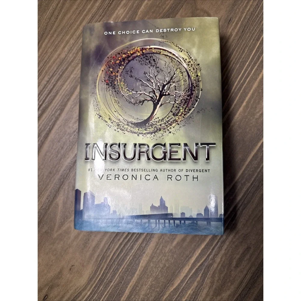 Veronica Roth Divergent Series Book Set YA Trilogy Paperback Hardcover Good